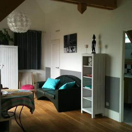 波塞约凡尔赛门展览住宿加早餐旅馆 伊西莱穆利诺